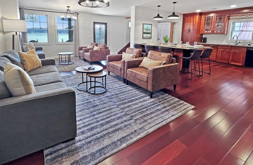 Jackson House | Arrow Point Lodge