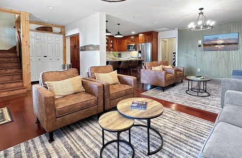 Jackson House | Arrow Point Lodge