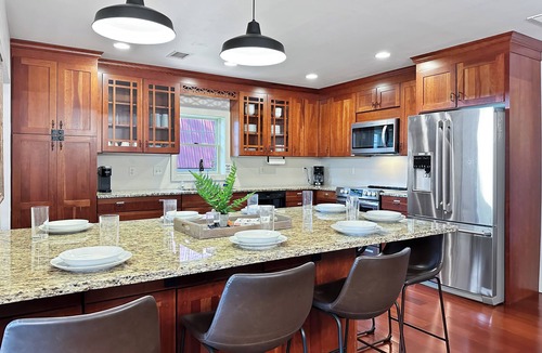 Jackson House | Arrow Point Lodge