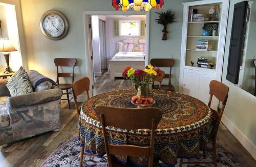 Dresden House | Arrowhead Beach - Waterfront - Hot Tub - Covered Deck - Fire Pit - Seneca Wine Trail