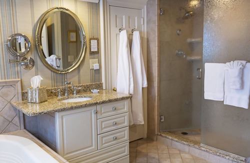 Durham Bed & Breakfast | Arrowhead Inn