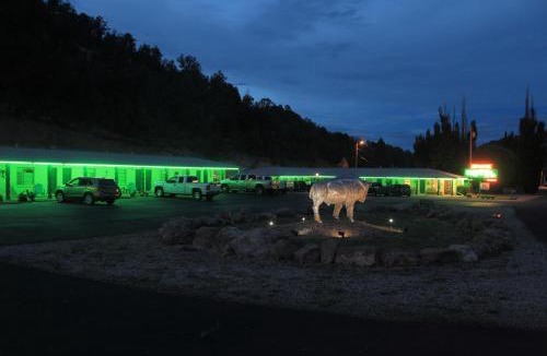 Ruidoso Hotel | Arrowhead Motel and RV Park