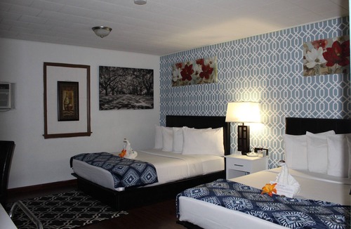 Sundance Hotel | Arrowhead Motel