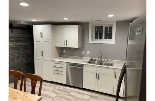 Rapid City Apartment | Arrowhead2! An updated westside charmer!
