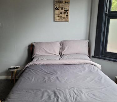 St. Ann's House | Arsenal and Tottenham Double Bedroom