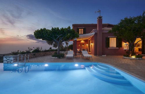 Kavallos Villa | Art Blue Villas