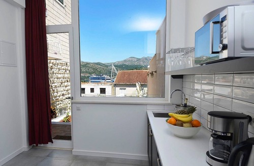 Lapad Apartment | Art Box Dubrovnik - Studio Apartment with Balcony