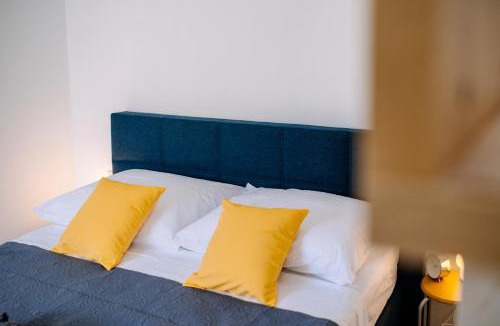 Dubrovnik Old Town Apartment | ART DECO CITY WALLS APARTMENTS by DuHomes