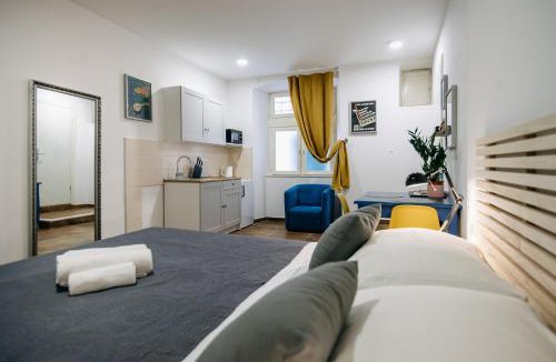 Dubrovnik Old Town Apartment | ART DECO DUBROVNIK APARTMENTS by DuHomes