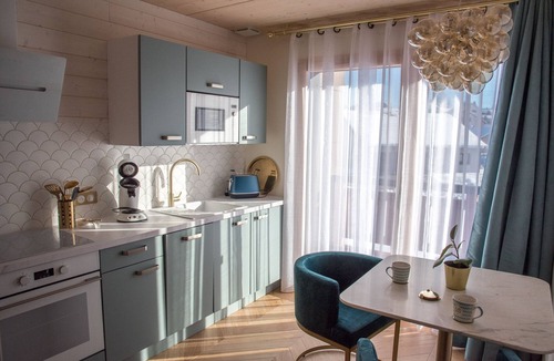 Les Fourgs Apartment | ART DECO .