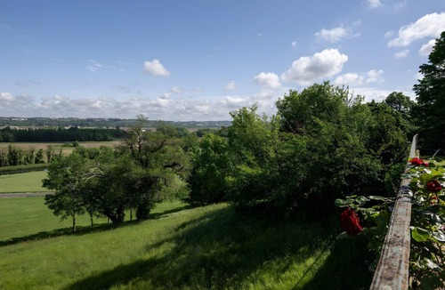 Puybarban Bed & Breakfast | Art Deco Room – 1920s Elegance