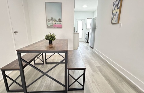 West Avenue Apartment | Art Deco Stylish South Beach Apartment