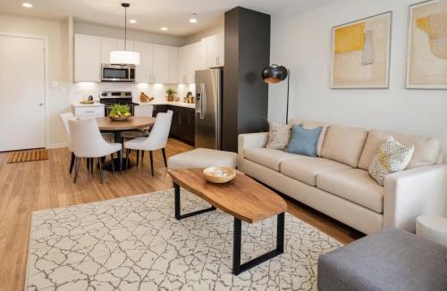 Little Tokyo Apartment | Art District Downtown Spacious Homes