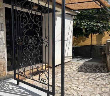 Vantacici Apartment | Art Gallery suite
