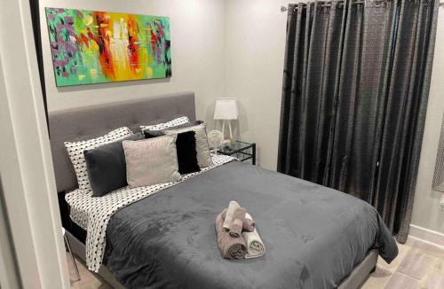 Old East Dallas Apartment | Art is Life