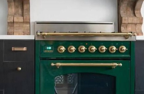 Spring Garden Apartment | Art Museum Luxury Two-Bedroom