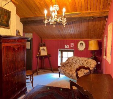 Spincourt Villa | Art & Relaxation Manor Spa, Billiards & Pinball
