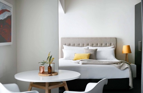 Walkerville Hotel | Art Series - The Watson