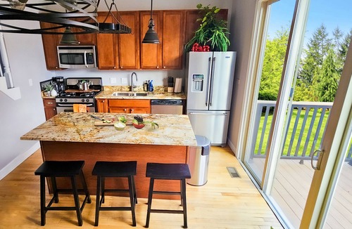 West Town Apartment | Art Villa