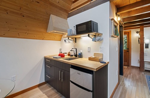 Stevenson Cabin | Artbliss