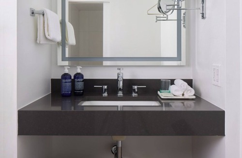 Kennett Square Hotel | Artelo