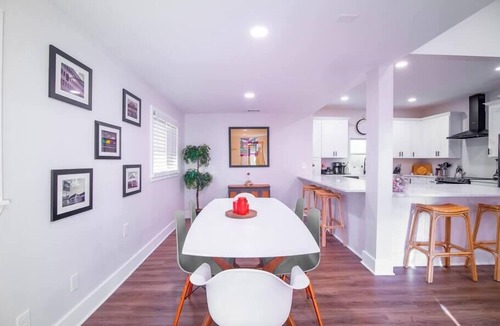 Marietta Apartment | Artful Escape at Marietta Square
