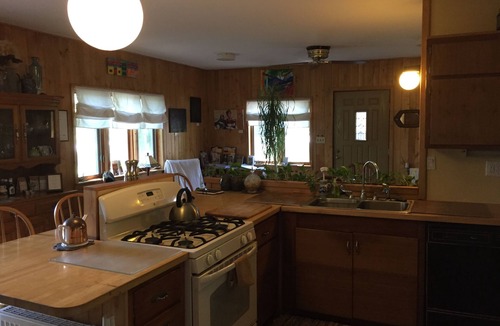 Amherst House | Artha Bed and Breakfast