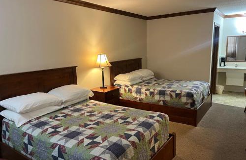 Arthur Hotel | Arthur Country Inn