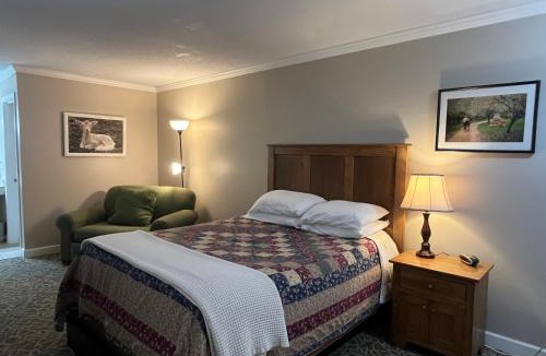 Arthur Hotel | Arthur Country Inn