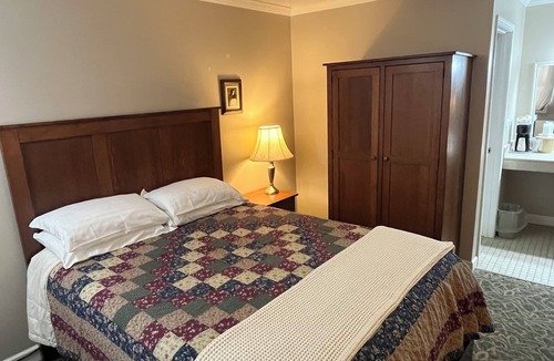 Arthur Hotel | Arthur's Country Inn