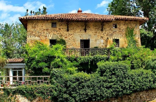 Orozko House | Artiñano Etxea, a special place ideal for groups.