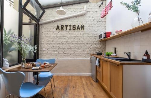 Quartier de la Porte-Saint-Denis Apartment | Artisan Lofts near Marais