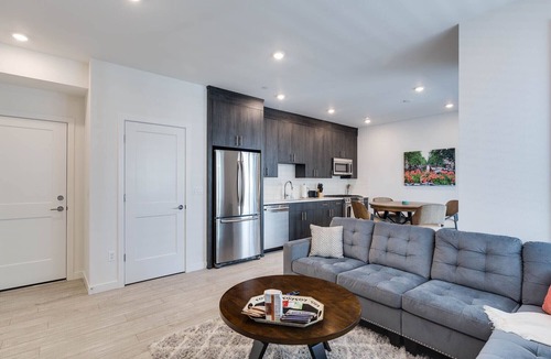 Kenton Condo | Artist #5–Just Steps from the Max