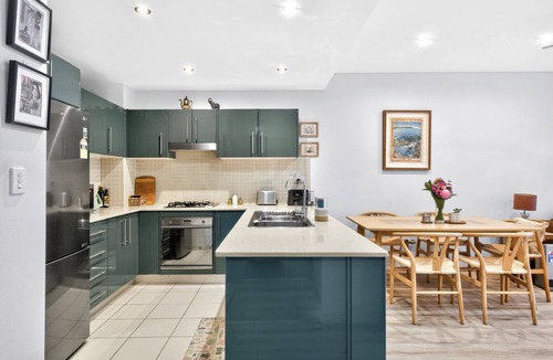 Dee Why Apartment | Artist Abode at Dee Why beach.