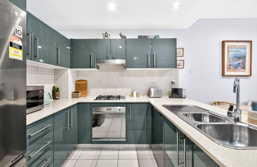 Dee Why Apartment | Artist Abode at Dee Why beach.