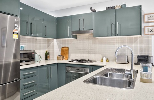 Dee Why Apartment | Artist Abode at Dee Why beach.