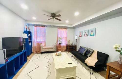 Eastwick Apartment | Artist in the Barn