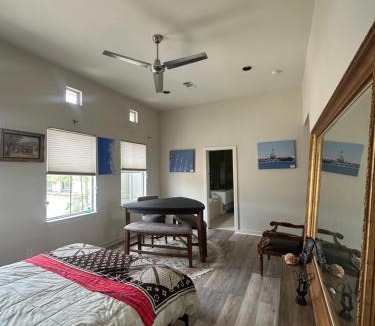 Montrose House | Artist retreat in the heart of Houston