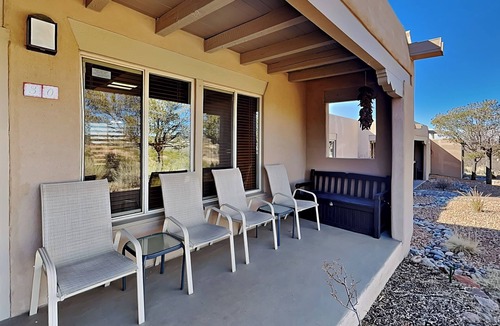 Northeast Santa Fe Condo | Artist Road 30 | Fireplace, Pool, Plaza Nearby