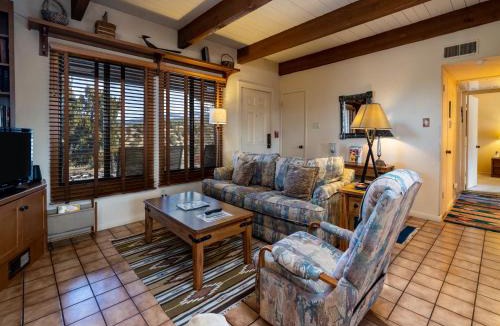 Downtown Santa Fe Apartment | Artist Road #31