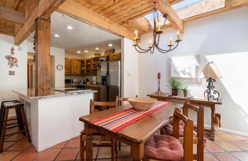Northeast Santa Fe Apartment | Artist Road #7