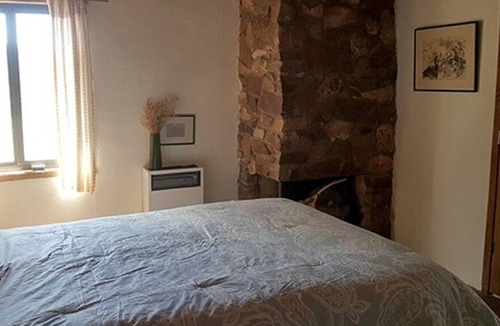 Zuzax House | Artist's Home in East Mountains