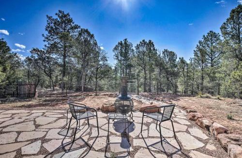 Rowe House | Artist's Retreat w/Pecos National Park Views!
