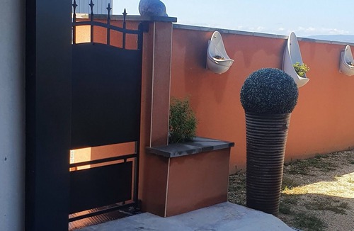 Malissard Apartment | artist's studio