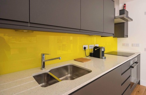 Stockbridge Apartment | Artist's Studio in Stockbridge