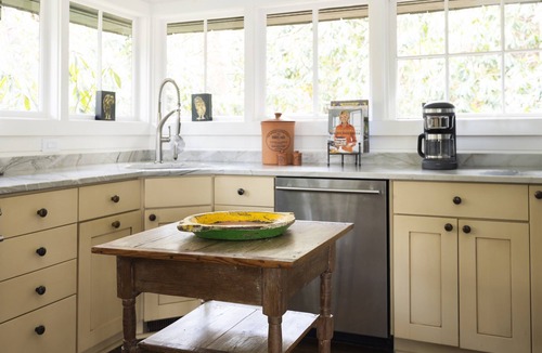 Highlands Cottage | Artist's Studio In The Treetops, Walkable, Canoes