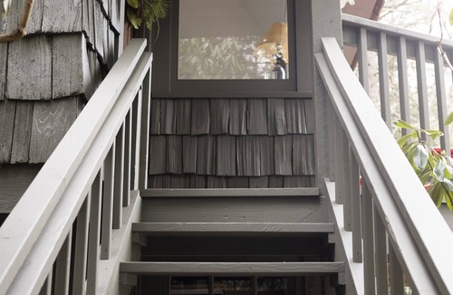 Highlands Cottage | Artist's Studio In The Treetops, Walkable, Canoes