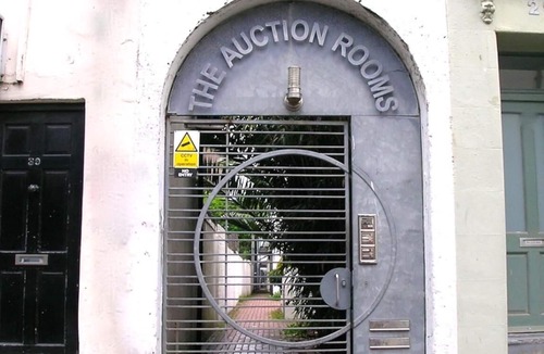 Brighton City Centre Apartment | Artist Studio | By My Getaways