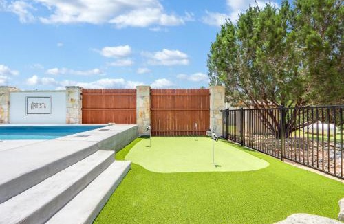 Wimberley House | Artista