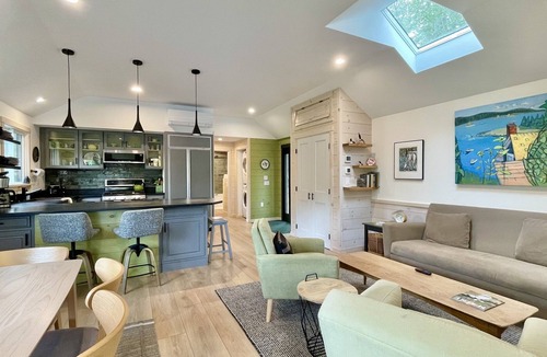 Boothbay Cottage | Artistic Cottage on Knickerbocker Lake with kayaks